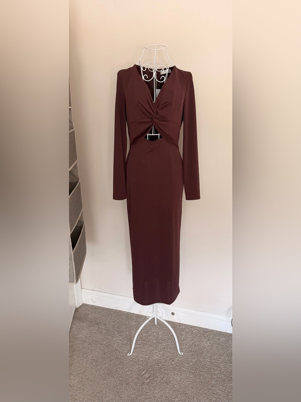 NWT Mango Brown Twist Front Cut Out Midi Dress Long Sleeve Size S - Picture 4 of 7